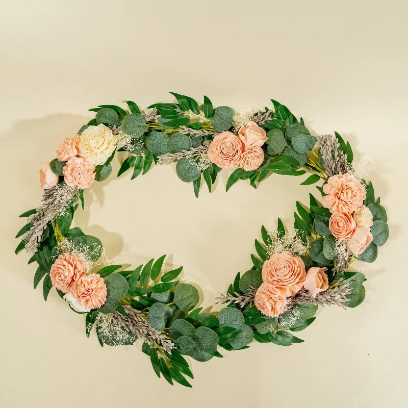 Bashful Beauty Garland