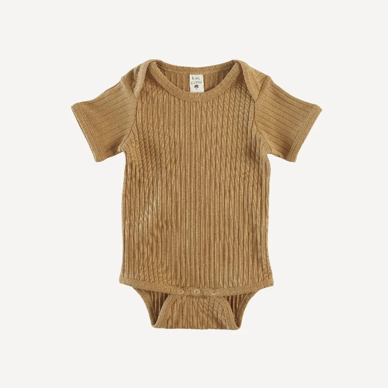 short sleeve lap neck bodysuit | apple cinnamon | organic cotton wide rib