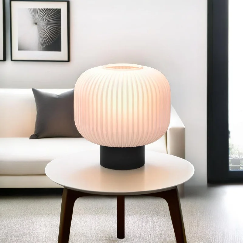 marble table lamps with a luxurious veined pattern for high end decorTable Lamp Matt Black and White marble table lamps with a luxurious veined pattern for high end decorTable Lamp Matt Black and White
